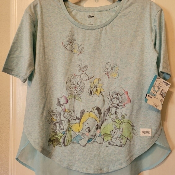 Disney Other - Disney Alice in Wonderland tee high and low blue size medium
